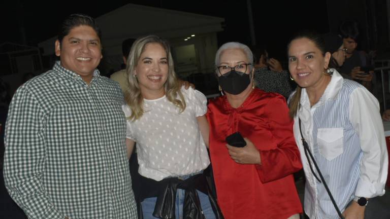 Enamora Ricardo Montaner a sus fans en su regreso a Culiacán