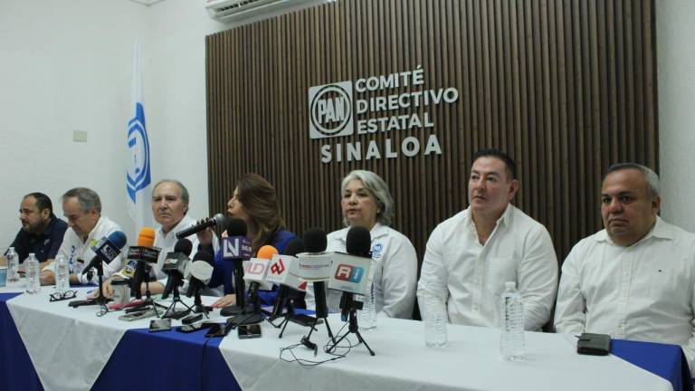 Conferencia de prensa de dirigentes y candidatos del PAN en Sinaloa.