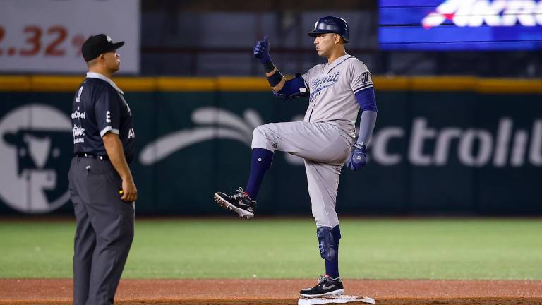 Jaguares apalea a Charros. Jaguares apalea a Charros.