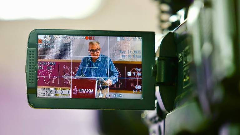 El Gobernador Rubén Rocha Moya confirma que la Feria Ganadera en Culiacán se llevará a cabo del 20 al 30 de noviembre. El Gobernador Rubén Rocha Moya confirma que la Feria Ganadera en Culiacán se llevará a cabo del 20 al 30 de noviembre.