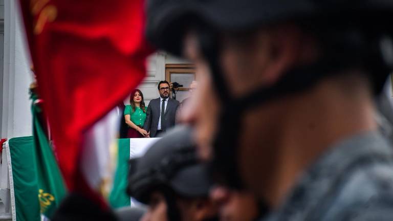 El Alcalde de Culiacán Juan de Dios Gámez Mendívil en el desfile conmemorativo de la Revolución Mexicana. El Alcalde de Culiacán Juan de Dios Gámez Mendívil en el desfile conmemorativo de la Revolución Mexicana.