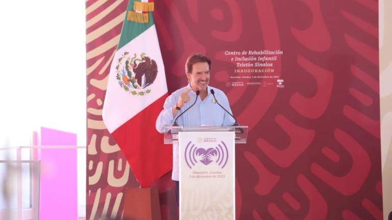 El presidente de la Fundación Teletón, Fernando Landeros Vergugo, agradeció a los mexicanos que donaron para que este CRIT se construyera.