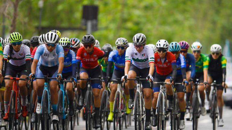 Sinaloense Yarely Salazar hace su esfuerzo, pero queda lejos del top 10 en ciclismo de ruta