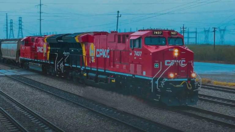 En Guanajuato se han detenido 30 trenes con más de 251 mil toneladas de carga varada, lo que equivale a 9 mil camiones. En Guanajuato se han detenido 30 trenes con más de 251 mil toneladas de carga varada, lo que equivale a 9 mil camiones.