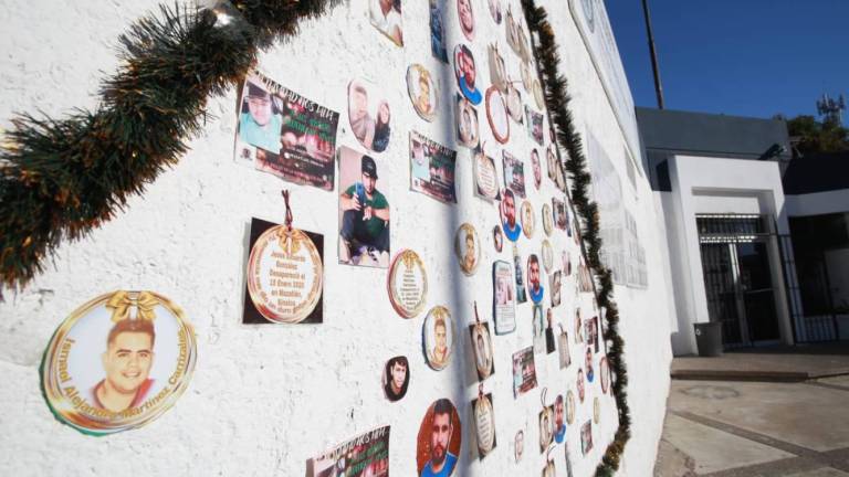 Familias de Mazatlán se han manifestado de diversas maneras para exigir la búsqueda de sus seres queridos desaparecidos.