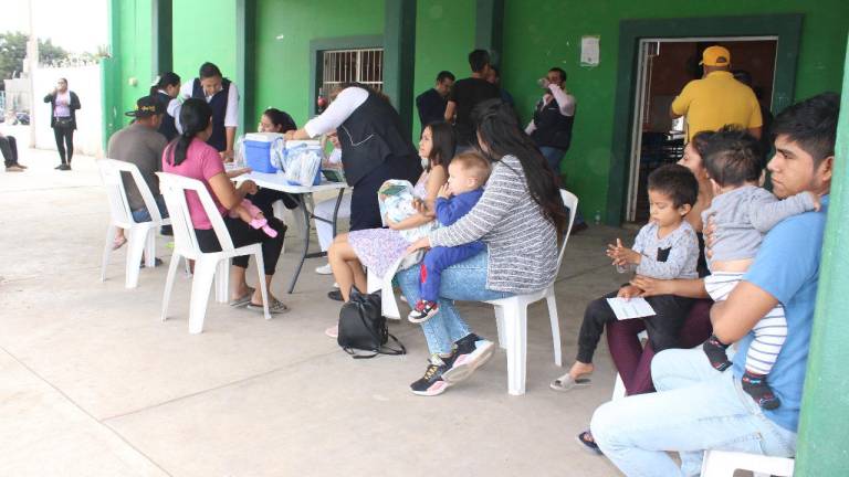 Inician autoridades de Salud censo de jornaleros agrícolas en Escuinapa