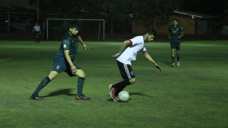 Buenos duelos hay en la Liga Municipal de Futbol Culiacán de Segunda Fuerza Libre Varonil.