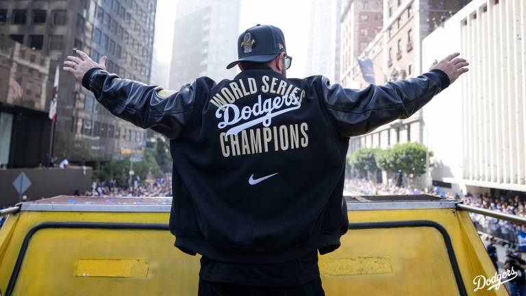 El desfile de campenes fue toda una fiesta en Los Ángeles. El desfile de campenes fue toda una fiesta en Los Ángeles.