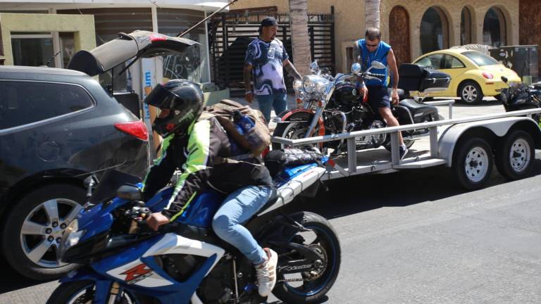 Los motociclistas parten este domingo de Mazatlán.