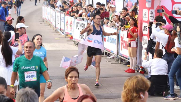 Michoacán y Zacatecas se apoderan de los 21K del Maratón Pacífico