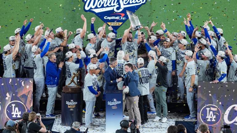 El Juego 7 de la Serie Mundial 2025 entre los Dodgers de Los Ángeles y los Azulejos de Toronto rompió récords al promediar 51.0 millones de espectadores combinados en Estados Unidos, Canadá y Japón El Juego 7 de la Serie Mundial 2025 entre los Dodgers de Los Ángeles y los Azulejos de Toronto rompió récords al promediar 51.0 millones de espectadores combinados en Estados Unidos, Canadá y Japón