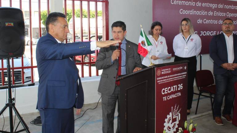 Jorge Lorenzo Herrera Avena rinde protesta como nuevo Subdirector de la Coordinación de Enlace Operativo de la Dirección General de Centros de Formación para el Trabajo.