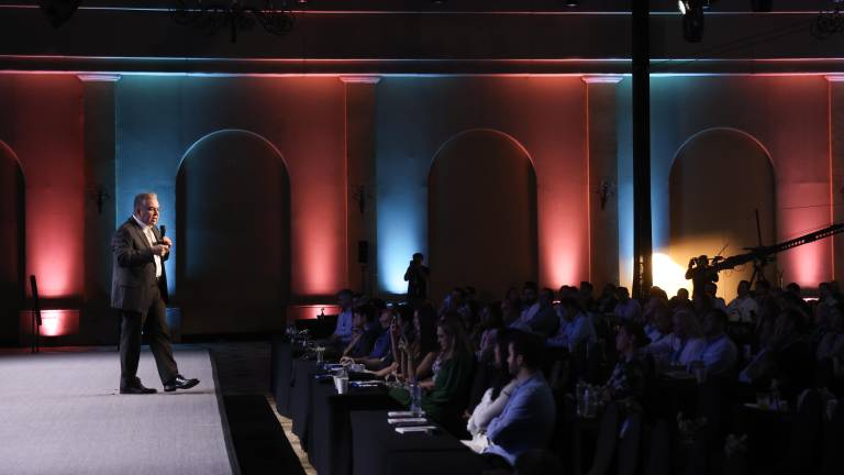 Radamés Díaz Meza, presidente ejecutivo del Foro Mar de Cortés, en la inauguración del encuentro 2025. Radamés Díaz Meza, presidente ejecutivo del Foro Mar de Cortés, en la inauguración del encuentro 2025.
