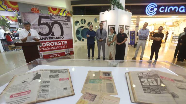 Inauguran en la Gran Plaza Mazatlán la exposición ‘50 años en portadas’, como parte de los festejos del 50 aniversario de fundación de Noroeste.