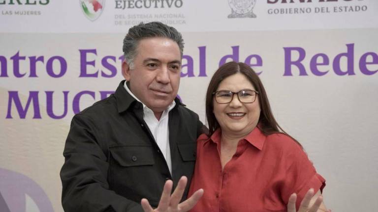 Enrique Inzunza Cázarez informó a través de sus redes sociales que él y Castro aceptaron participar en el debate del INE.