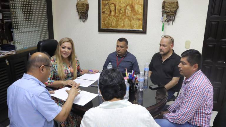 Firma de convenio entre Gobierno de Rosario y Cecati 150. Firma de convenio entre Gobierno de Rosario y Cecati 150.