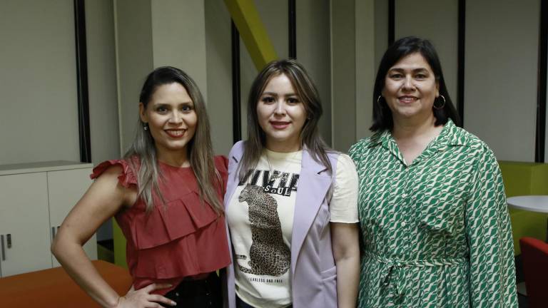 Damas de AMMJE Culiacán tienen diálogo con Javier Gaxiola Coppel