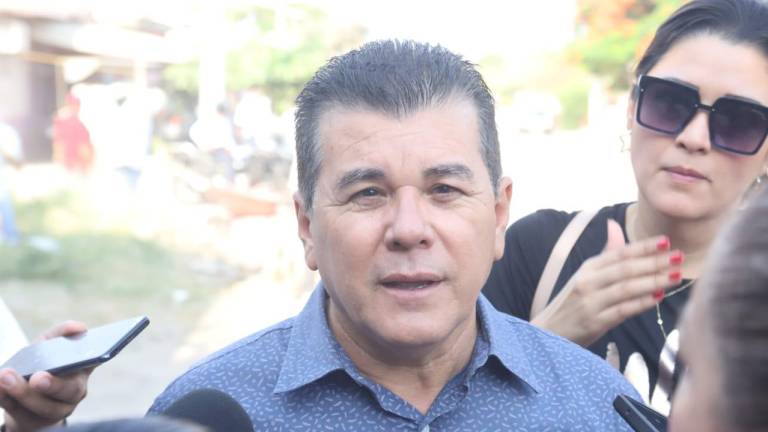 El Alcalde de Mazatlán, Édgar González, asegura que también avanza el proceso para recuperar los 60 millones de pesos que se dieron como anticipo a Azteca Lighting por la compra de luminarias.
