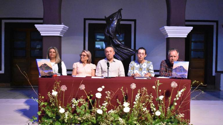 Brindan homenaje a Mazatlán con el libro ‘Cerro del Crestón y el Faro de Mazatlán’