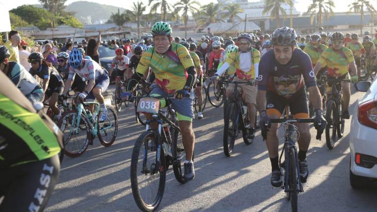 Gran Fondo de Ciclismo Mazatlán 2021 da banderazo de salida al reto con 350 pedalistas