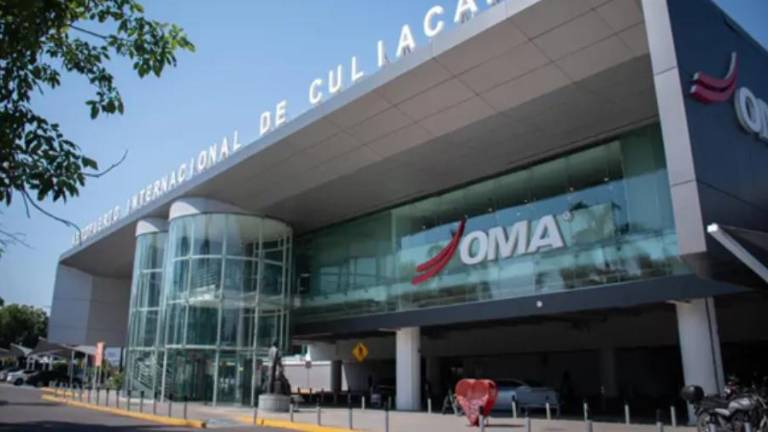 La Guardia Nacional aseguró seis rifles ocultos en paquetería en el Aeropuerto de Culiacán La Guardia Nacional aseguró seis rifles ocultos en paquetería en el Aeropuerto de Culiacán