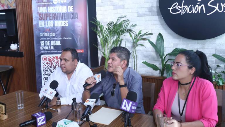 Rueda de prensa de TVP para dar a conocer la conferencia de Carlos Páez, sobreviviente de la Tragedia Aérea de los Andes.