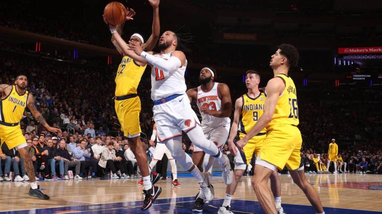 De la mano de Jalen Brunson, los Knicks pegan primero en las semifinales del Este