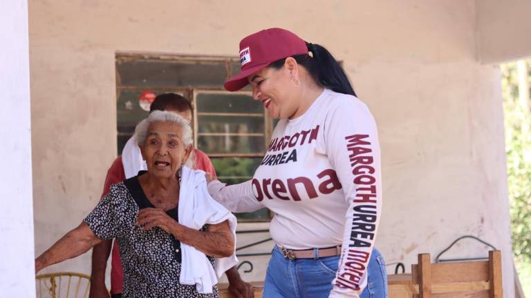 Margoth Urrea Pérez mantiene sus recorridos de campaña en busca de la reelección.