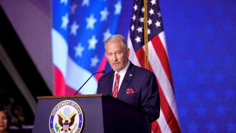 Ronald Johnson, titular de la Embajada de Estados Unidos en México. Ronald Johnson, titular de la Embajada de Estados Unidos en México.