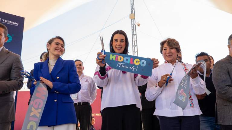 La Secretaria de Turismo federal, Josefina Rodríguez; encabezó el corte de listón de la séptima edición del Tianguis Nacional de Pueblos Mágicos 2025. La Secretaria de Turismo federal, Josefina Rodríguez; encabezó el corte de listón de la séptima edición del Tianguis Nacional de Pueblos Mágicos 2025.