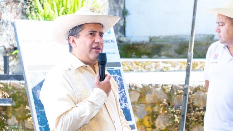 El Secretario de Seguridad Omar García Harfuch reportó la detención de otro hombre vinculado al autor intelectual del asesinato del Alcalde de Uruapan Carlos Manzo. El Secretario de Seguridad Omar García Harfuch reportó la detención de otro hombre vinculado al autor intelectual del asesinato del Alcalde de Uruapan Carlos Manzo.