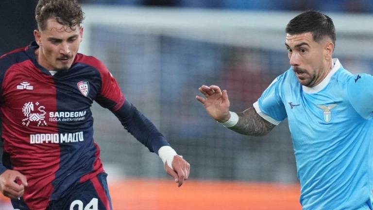 La Lazio se quedó con los tres puntos en casa, ante el Cagliari. La Lazio se quedó con los tres puntos en casa, ante el Cagliari.