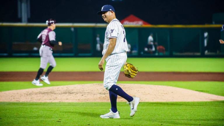 El mazatleco Antonio Garzón Lizárraga, originario de El Roble, alcanzó este invierno dos marcas significativas en la Liga Mexicana del Pacífico. El mazatleco Antonio Garzón Lizárraga, originario de El Roble, alcanzó este invierno dos marcas significativas en la Liga Mexicana del Pacífico.