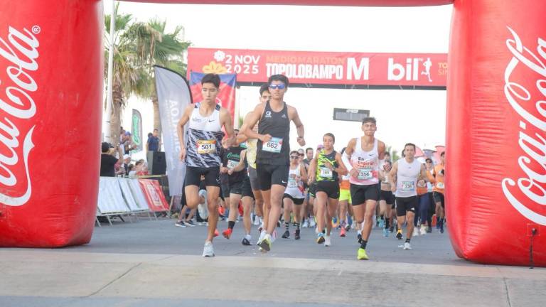 Fueron alrededor de 450 corredores los que formaron parte del Medio Maratón Topolobampo 2025. Fueron alrededor de 450 corredores los que formaron parte del Medio Maratón Topolobampo 2025.