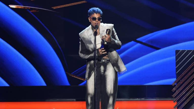 Bad Bunny se convierte en el Mejor Artista del Año en los Premios Latin Billboard 2022