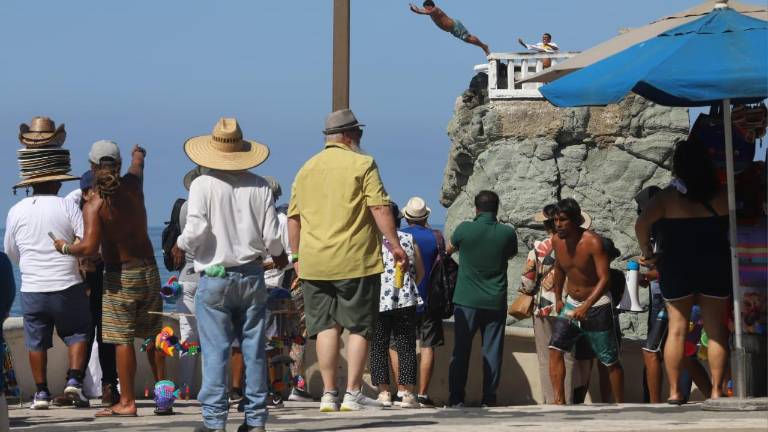 Durante el mes de noviembre en Mazatlán se recibirán 18 cruceros, tres de los cuales coincidirán en dos fechas. Durante el mes de noviembre en Mazatlán se recibirán 18 cruceros, tres de los cuales coincidirán en dos fechas.