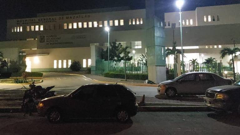 En el Hospital General de Mazatlán falleció un menor tras accidentarse en una motocicleta.