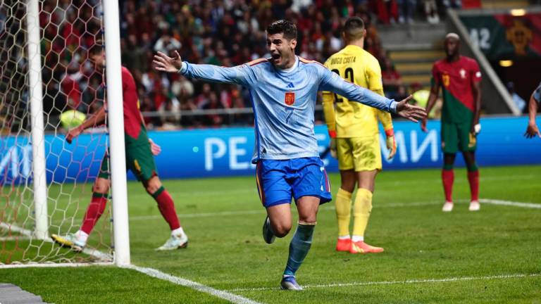 Álvaro Morata celebra su gol ante los portugueses.