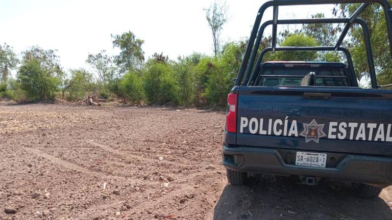 En una zona de árboles fue localizado un hombre sin vida, en la sindicatura de Costa Rica.