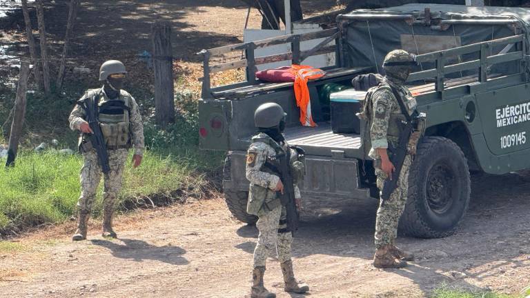 Este domingo, 20 personas privadas de la libertad fueron rescatadas por militares en un inmueble de la zona sur de Culiacán. Este domingo, 20 personas privadas de la libertad fueron rescatadas por militares en un inmueble de la zona sur de Culiacán.
