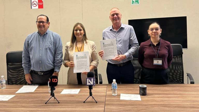 Autoridades del Gran Acuario Mazatlán y de la Upsin firmaron un convenio de vinculación académica. Autoridades del Gran Acuario Mazatlán y de la Upsin firmaron un convenio de vinculación académica.