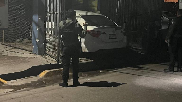 El hecho se reportó en un inmueble ubicado sobre la calle Anhelo, esquina con el bulevar Nuevo Horizonte. El hecho se reportó en un inmueble ubicado sobre la calle Anhelo, esquina con el bulevar Nuevo Horizonte.