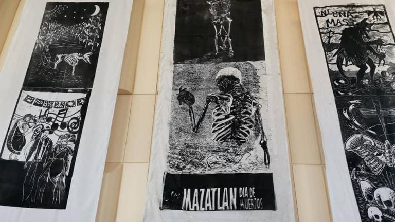 Las pancartas creadas por artistas de Sinaloa representan las etapas que atraviesa el alma para llegar a la Tierra de los Muertos.