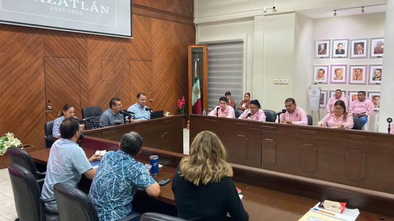 La reunión entre el Ayuntamiento y el Stasam tomó un receso y podría retomarse tras la sesión de Cabildo de este fin de semana.