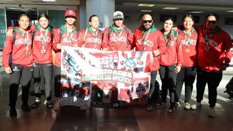 Llegan a Culiacán los mundialistas de Beisbol Five