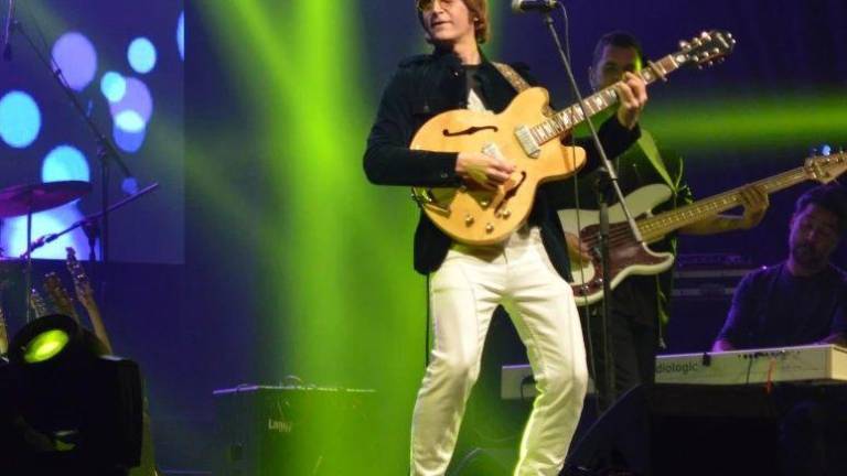 Javier Parisi es considerado como el mejor personificador de John Lennon.