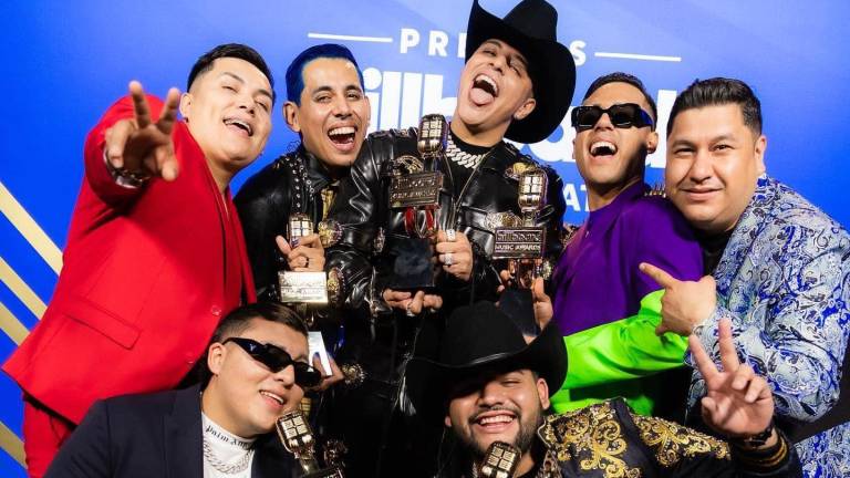 Bad Bunny se convierte en el Mejor Artista del Año en los Premios Latin Billboard 2022