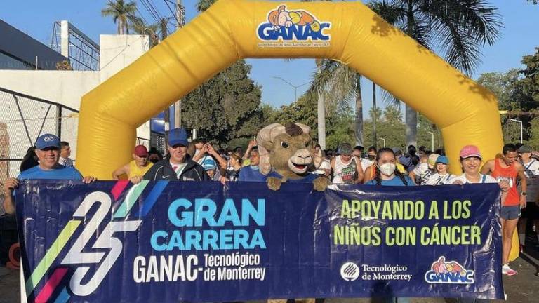 En la Carrera GANAC y Tec de Monterrey los participantes corren en pro de los niños con cáncer.