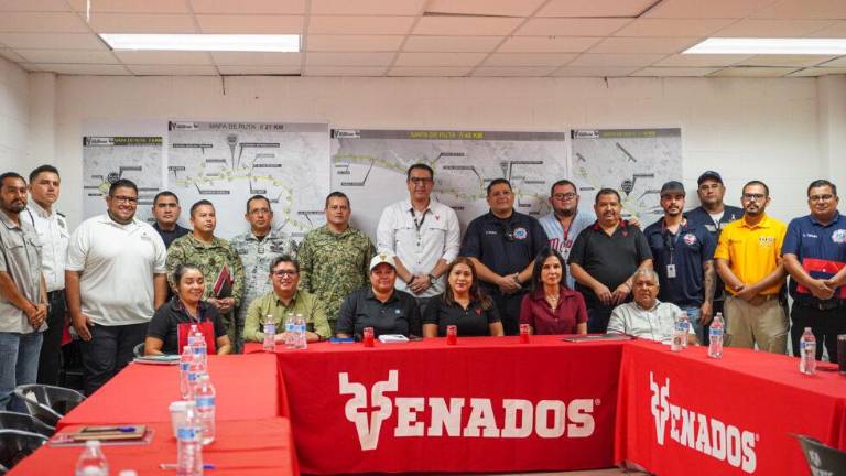 Autoridades y comité organizador afinan detalles del Maratón. Autoridades y comité organizador afinan detalles del Maratón.