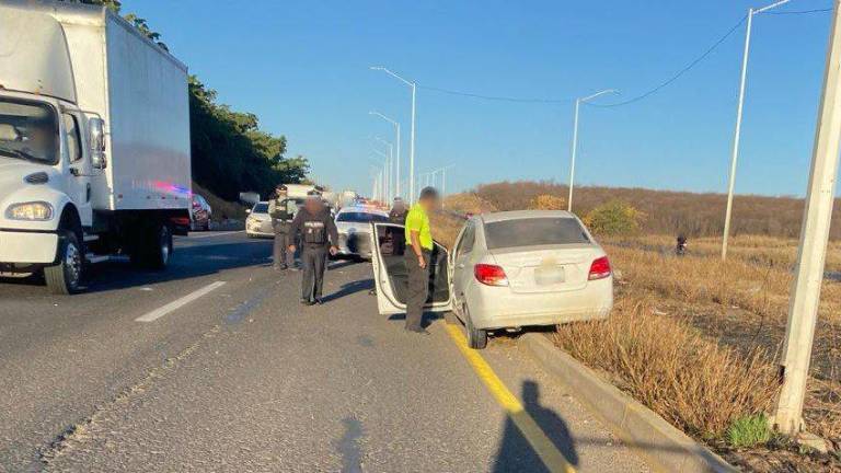Se registra accidente en libramiento en Culiacán; cierran parcialmente vialidad